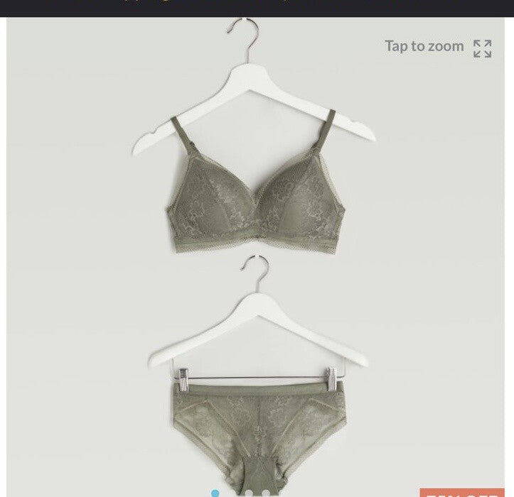 Set of 2 Lace Panties & Bra