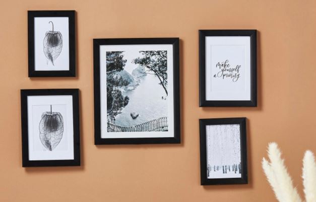 Set of 5 frames by Home centre UAE